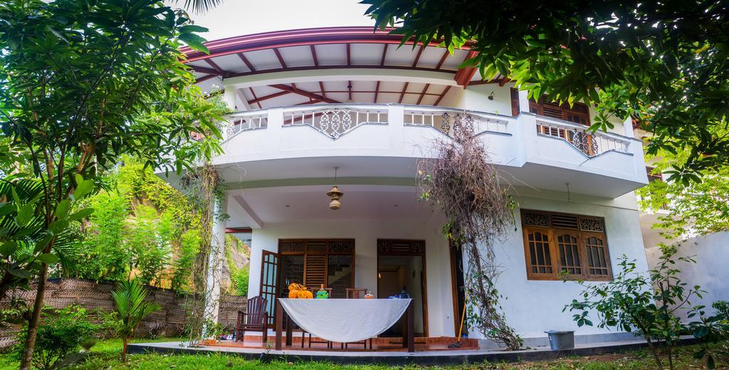 Summer Valley Boutique Villa Unawatuna Eksteriør billede